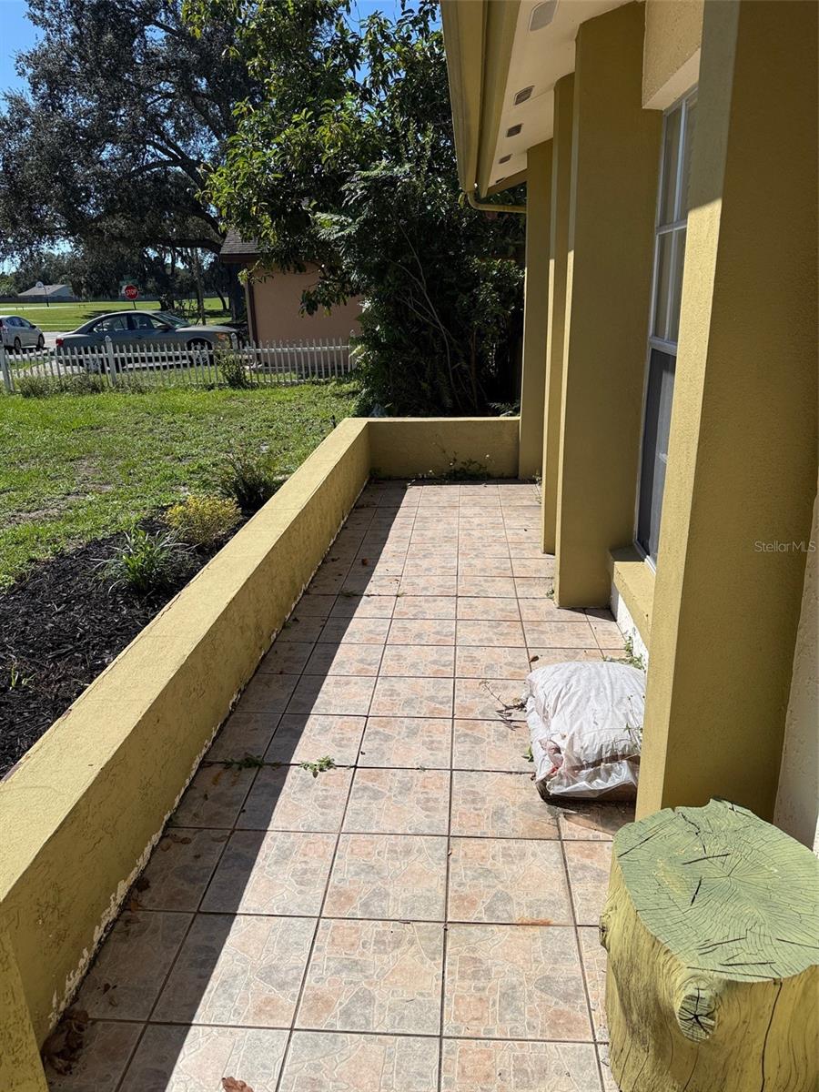 Image 4 of 38 For 1294 Madelena Avenue