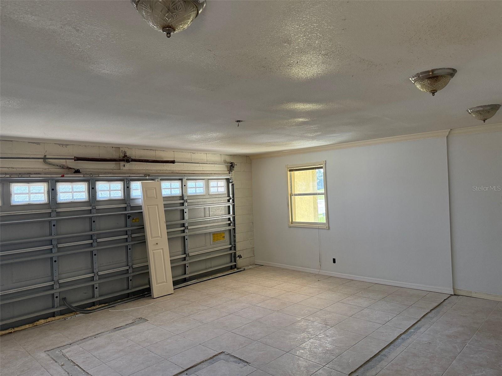 Image 7 of 38 For 1294 Madelena Avenue