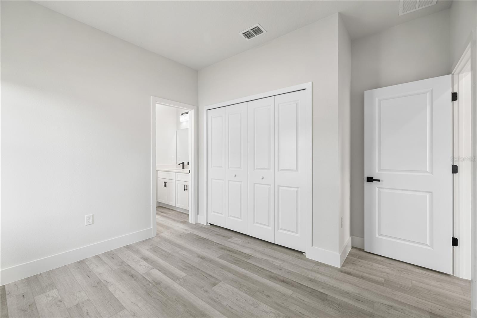 Image 28 of 45 For 15001 28th Terrace Road