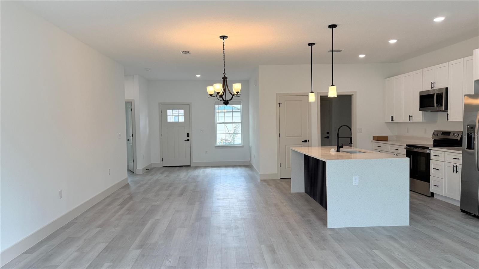 Image 4 of 45 For 15001 28th Terrace Road