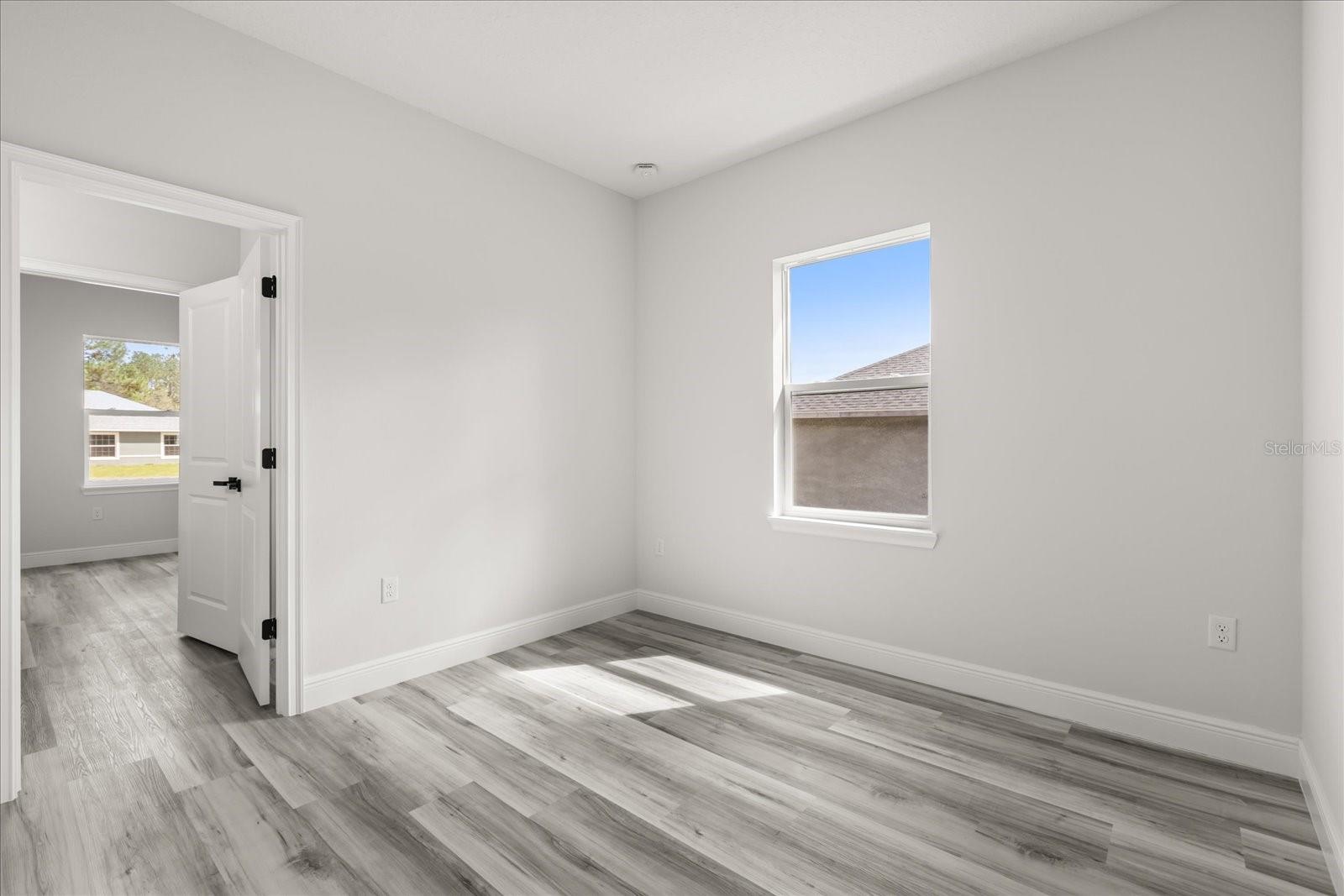 Image 20 of 38 For 6761 151st Loop