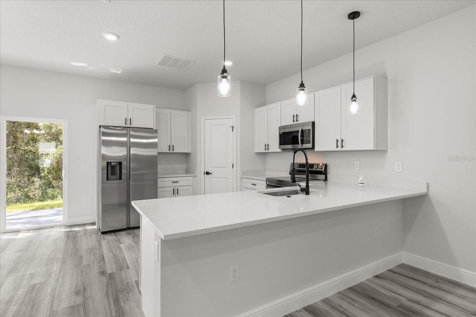 Image 9 of 38 For 6761 151st Loop