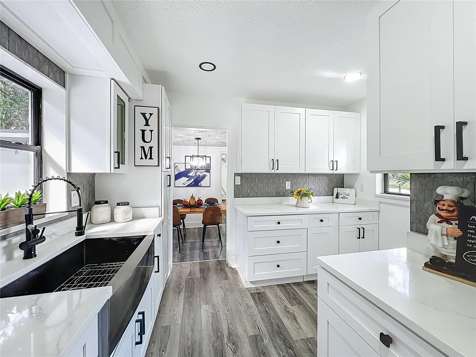 Image 14 of 37 For 6124 Dogwood Drive