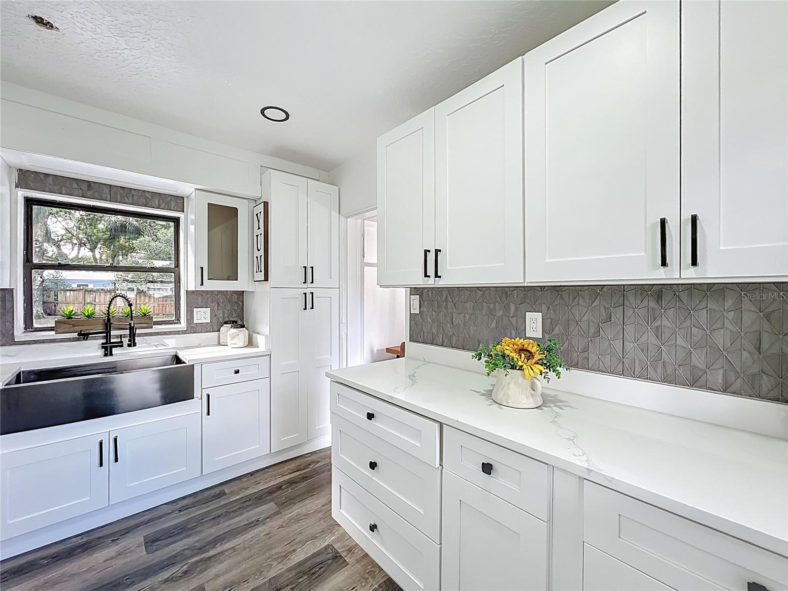 Image 16 of 37 For 6124 Dogwood Drive