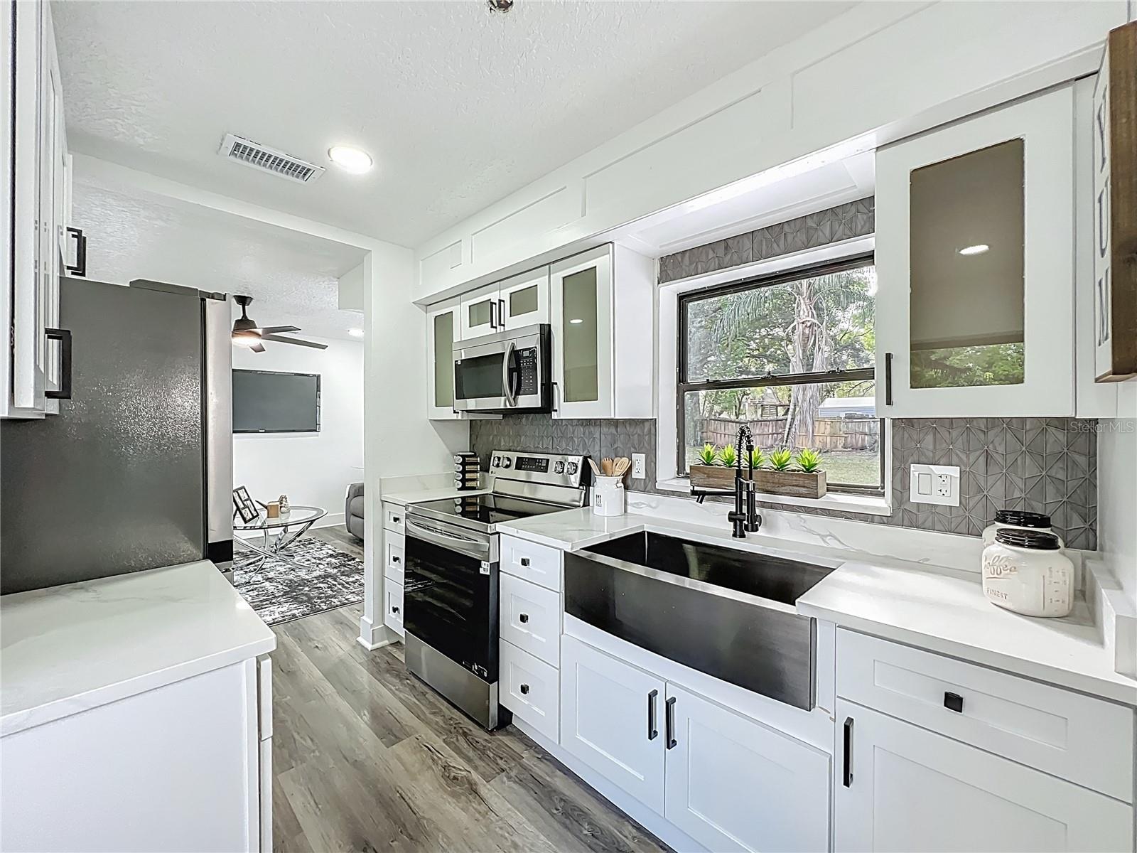 Image 17 of 37 For 6124 Dogwood Drive