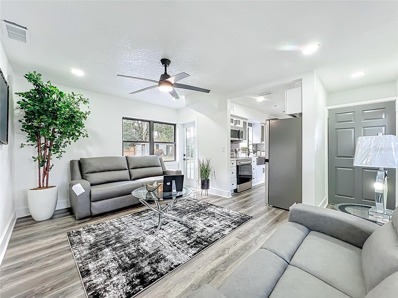 Image 6 of 37 For 6124 Dogwood Drive