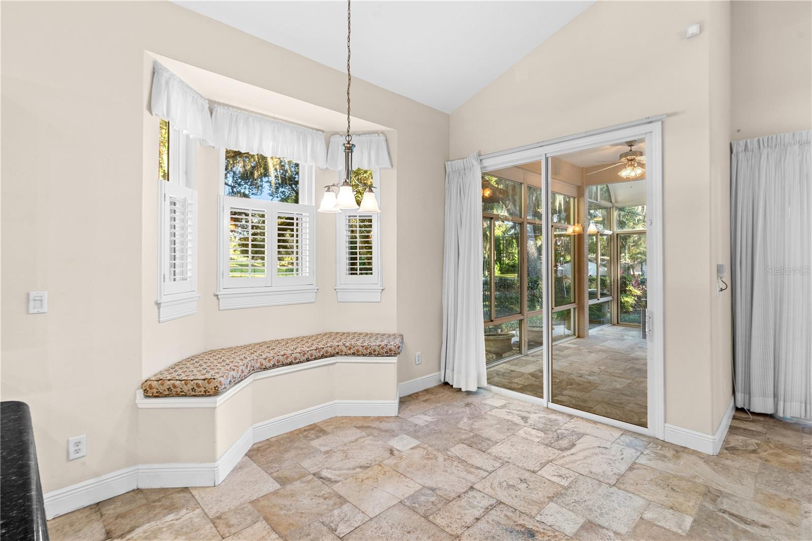 Image 28 of 59 For 10417 Lake Louisa Road