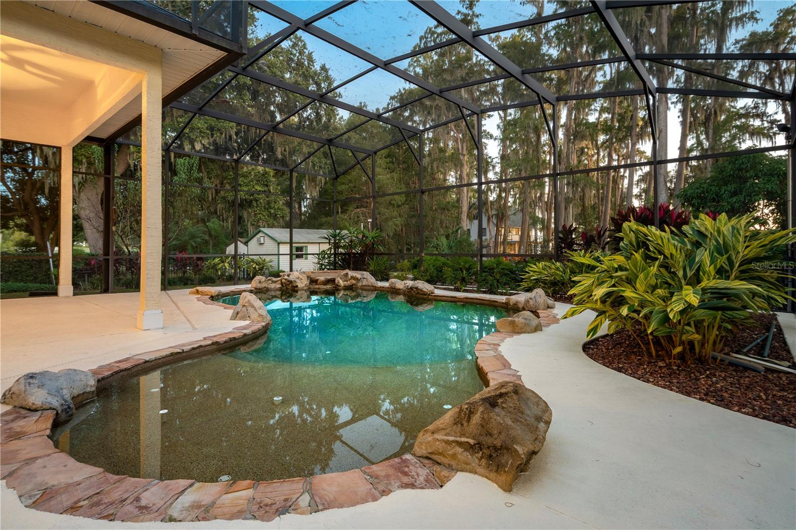 Image 35 of 59 For 10417 Lake Louisa Road