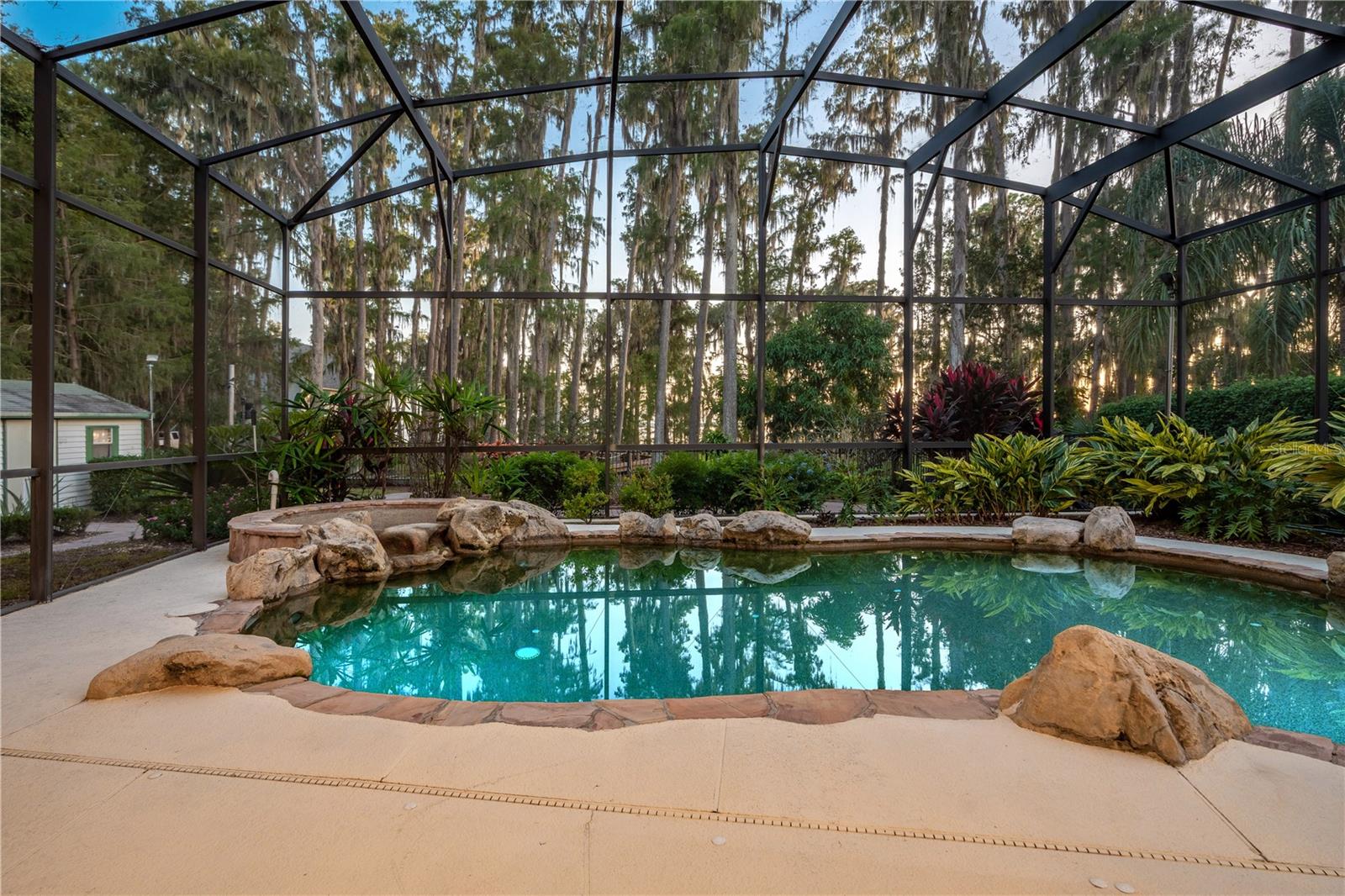 Image 37 of 59 For 10417 Lake Louisa Road