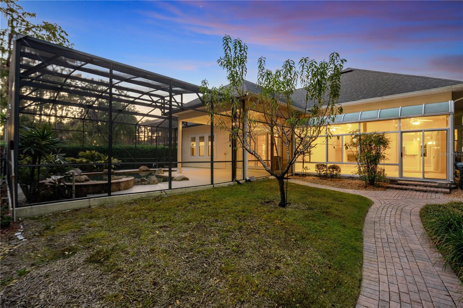 Image 44 of 59 For 10417 Lake Louisa Road