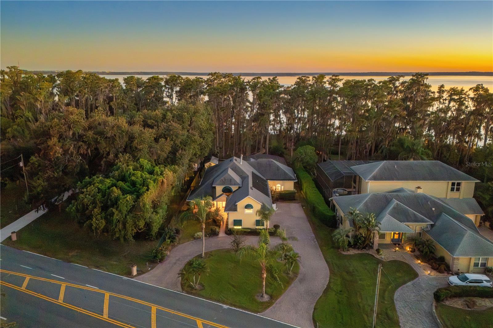 Image 55 of 59 For 10417 Lake Louisa Road