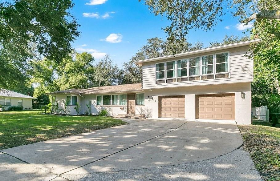 Image 27 of 38 For 546 Lake Como Circle