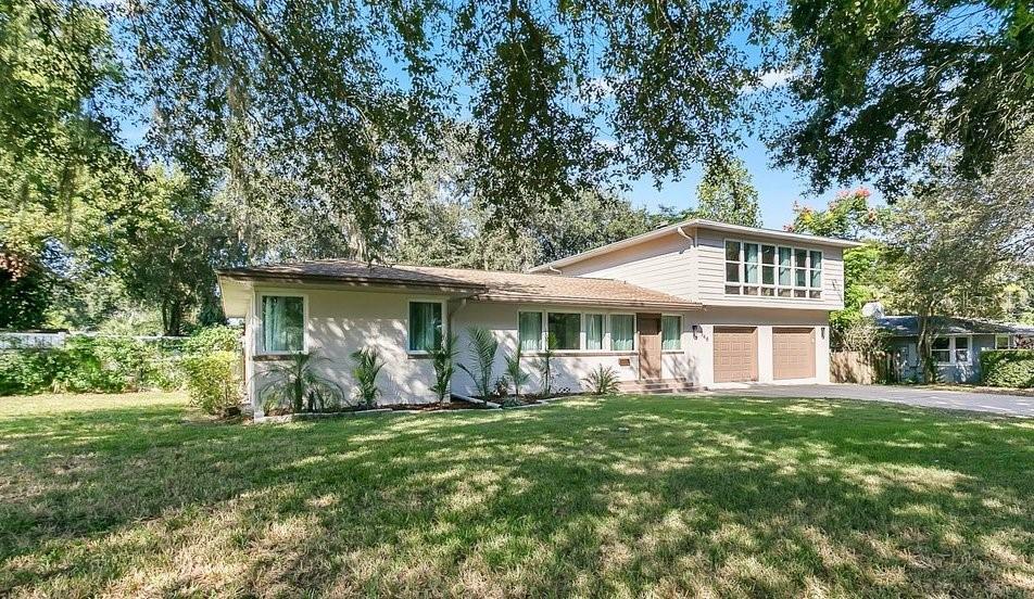 Image 29 of 38 For 546 Lake Como Circle