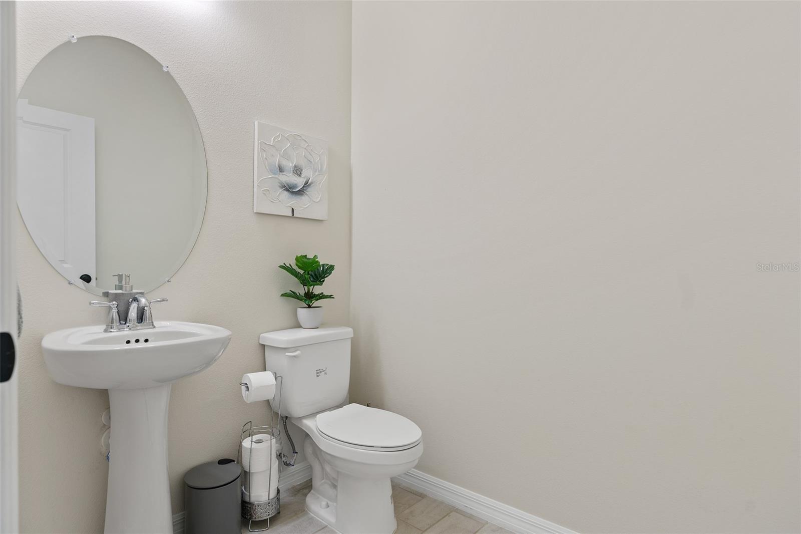 Image 24 of 59 For 1070 Windlass Court