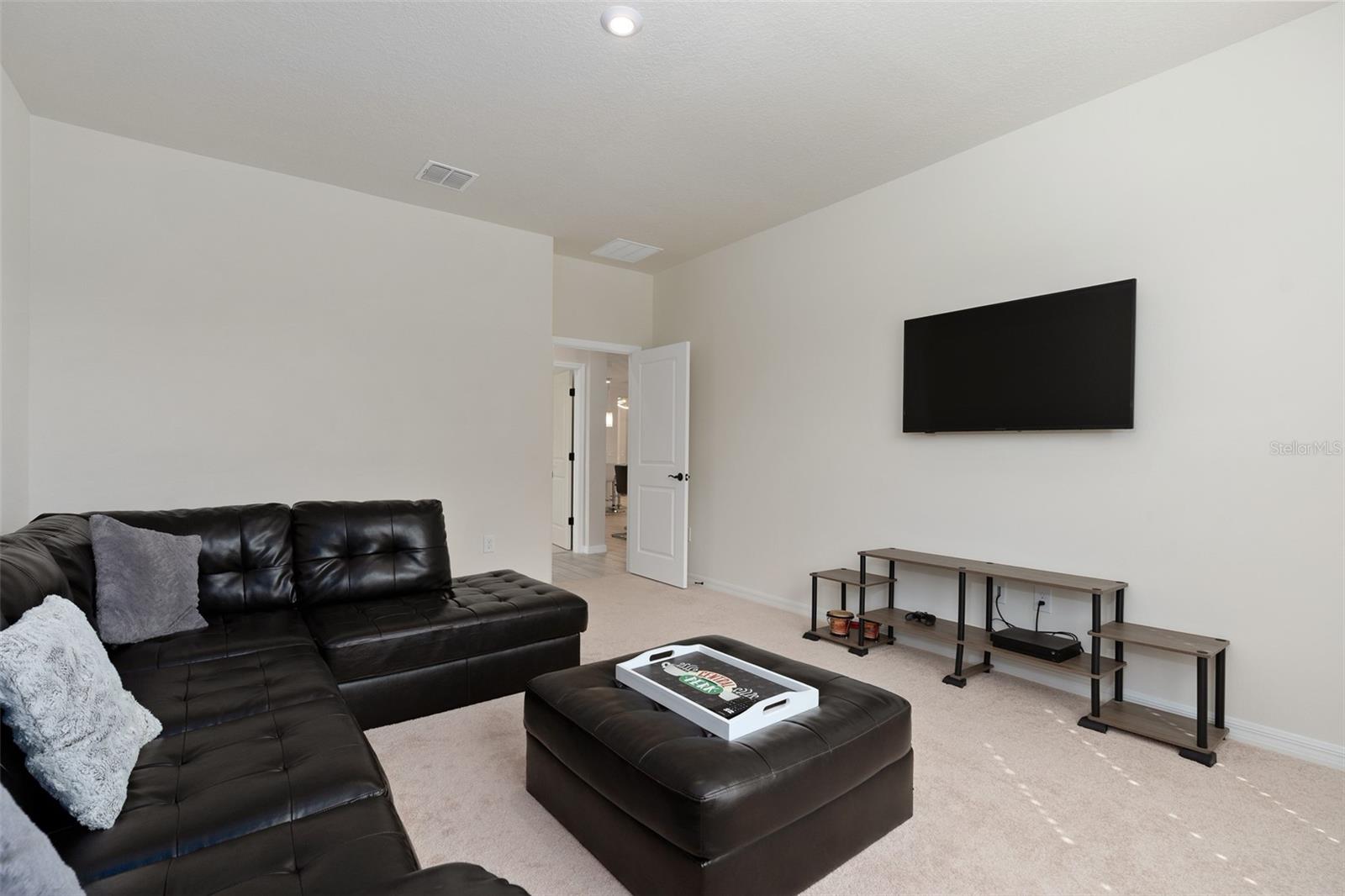 Image 41 of 59 For 1070 Windlass Court