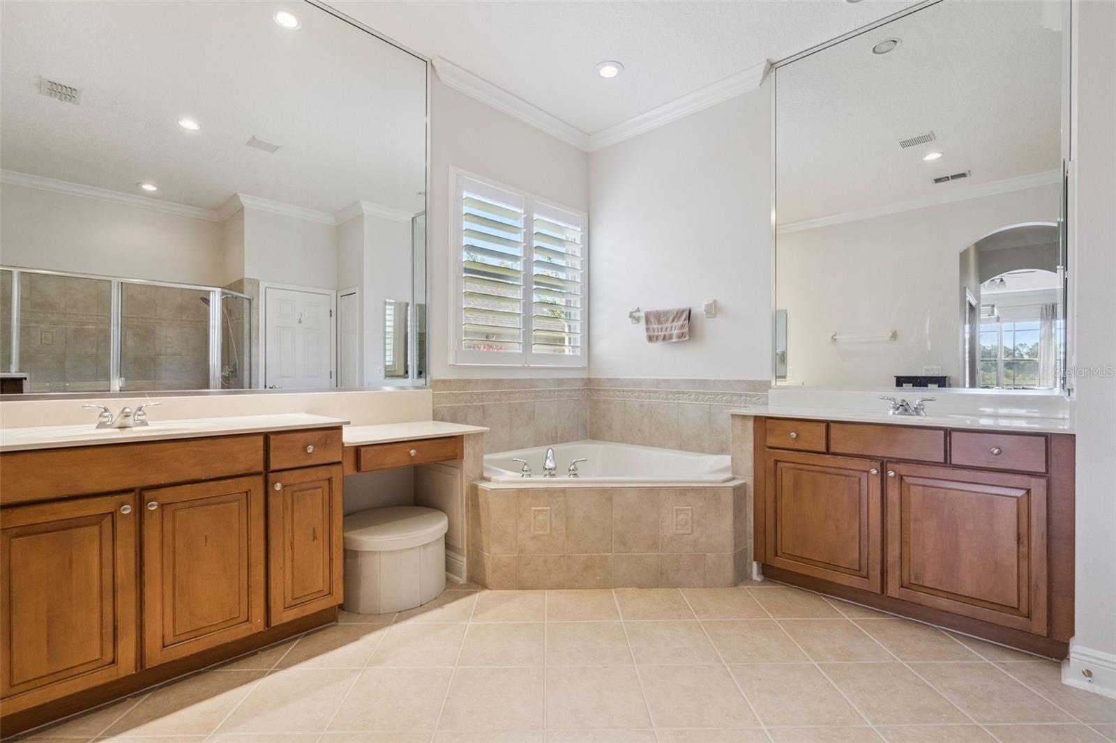 Image 28 of 51 For 13212 Swansea Avenue