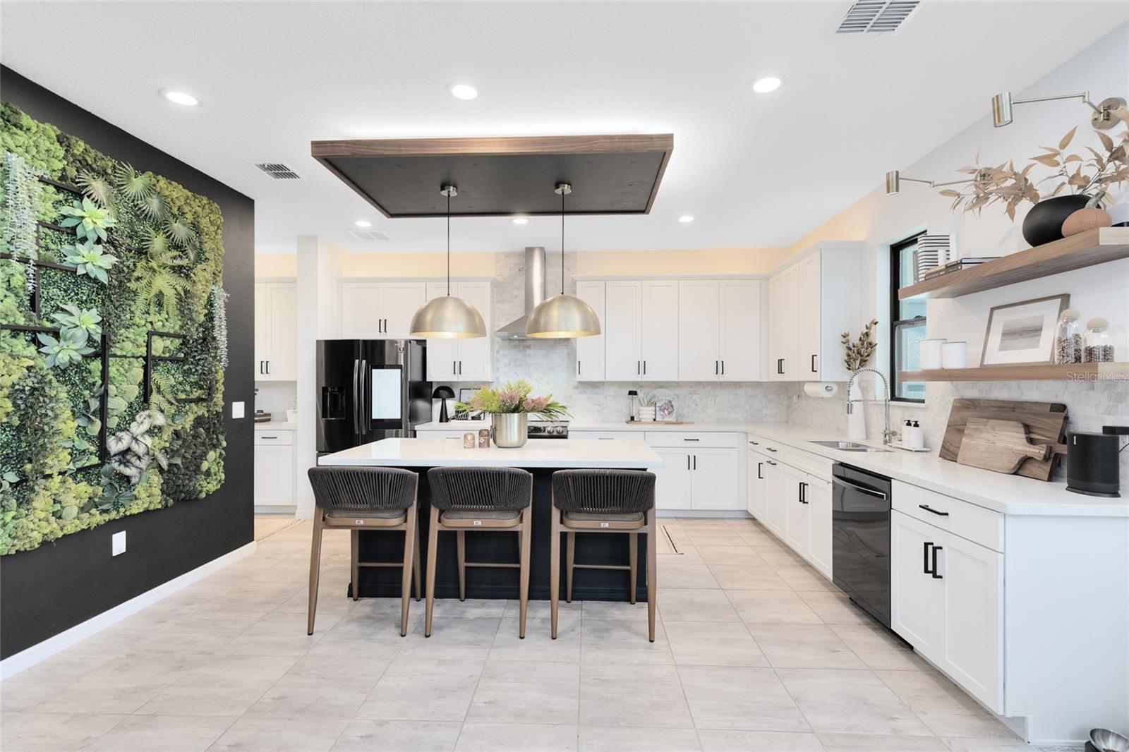 Image 13 of 46 For 15261 Honeybell Drive