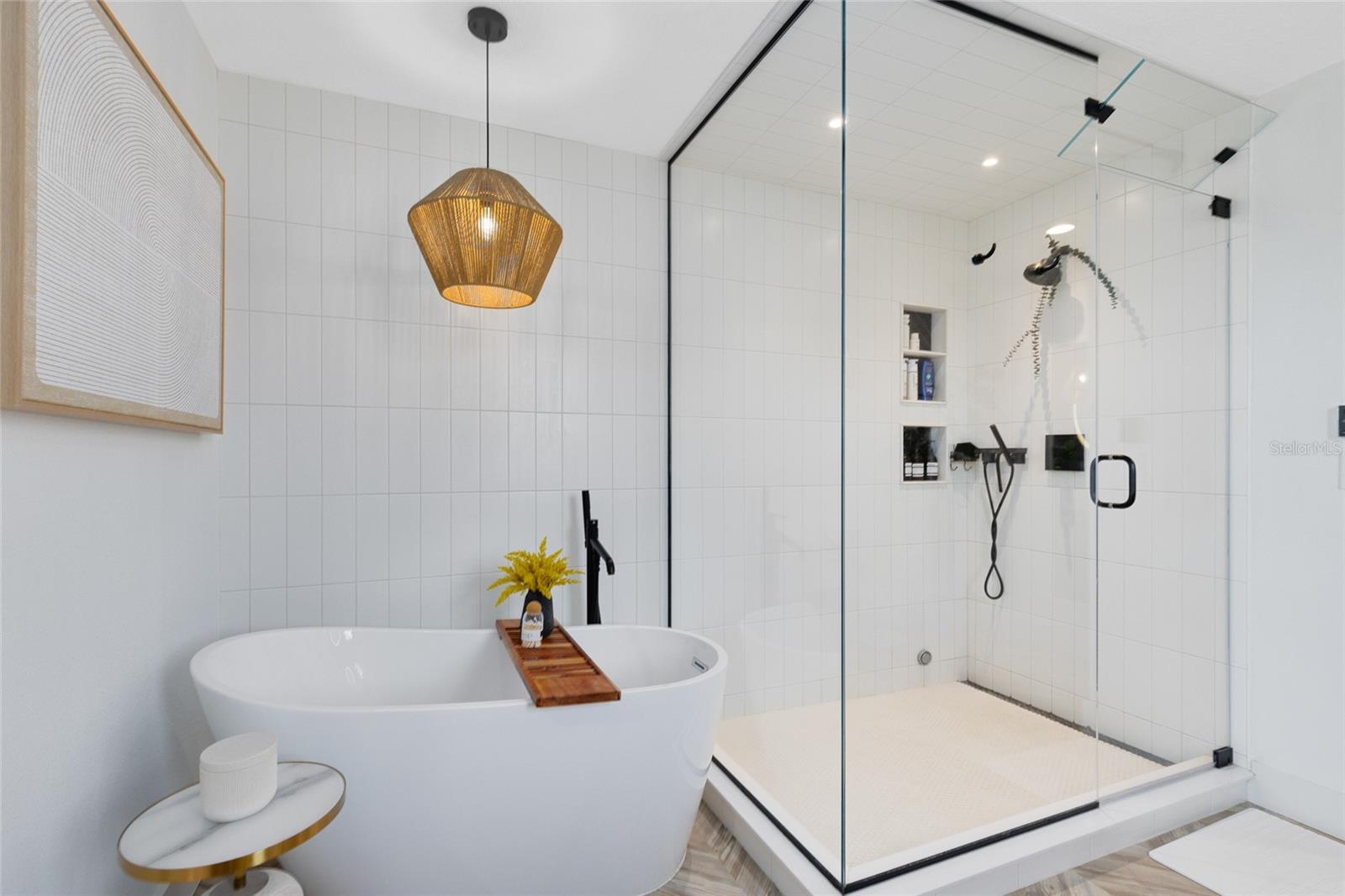 Image 26 of 46 For 15261 Honeybell Drive