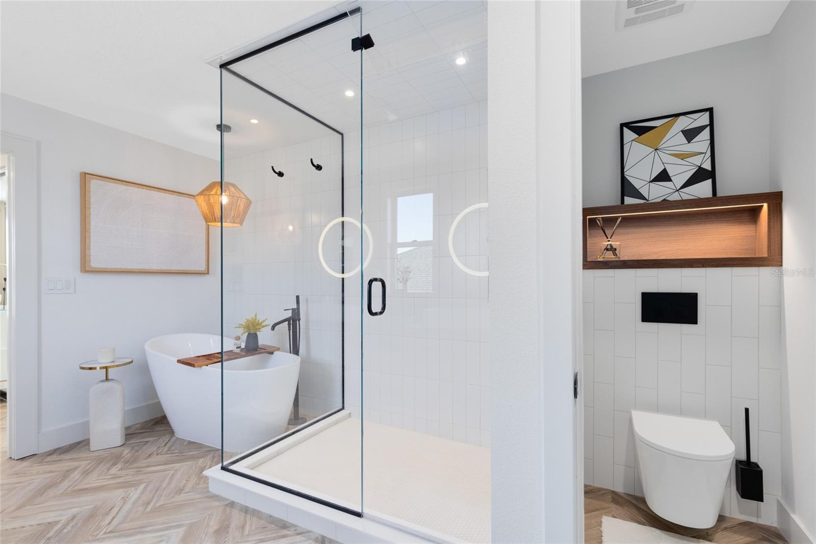 Image 27 of 46 For 15261 Honeybell Drive