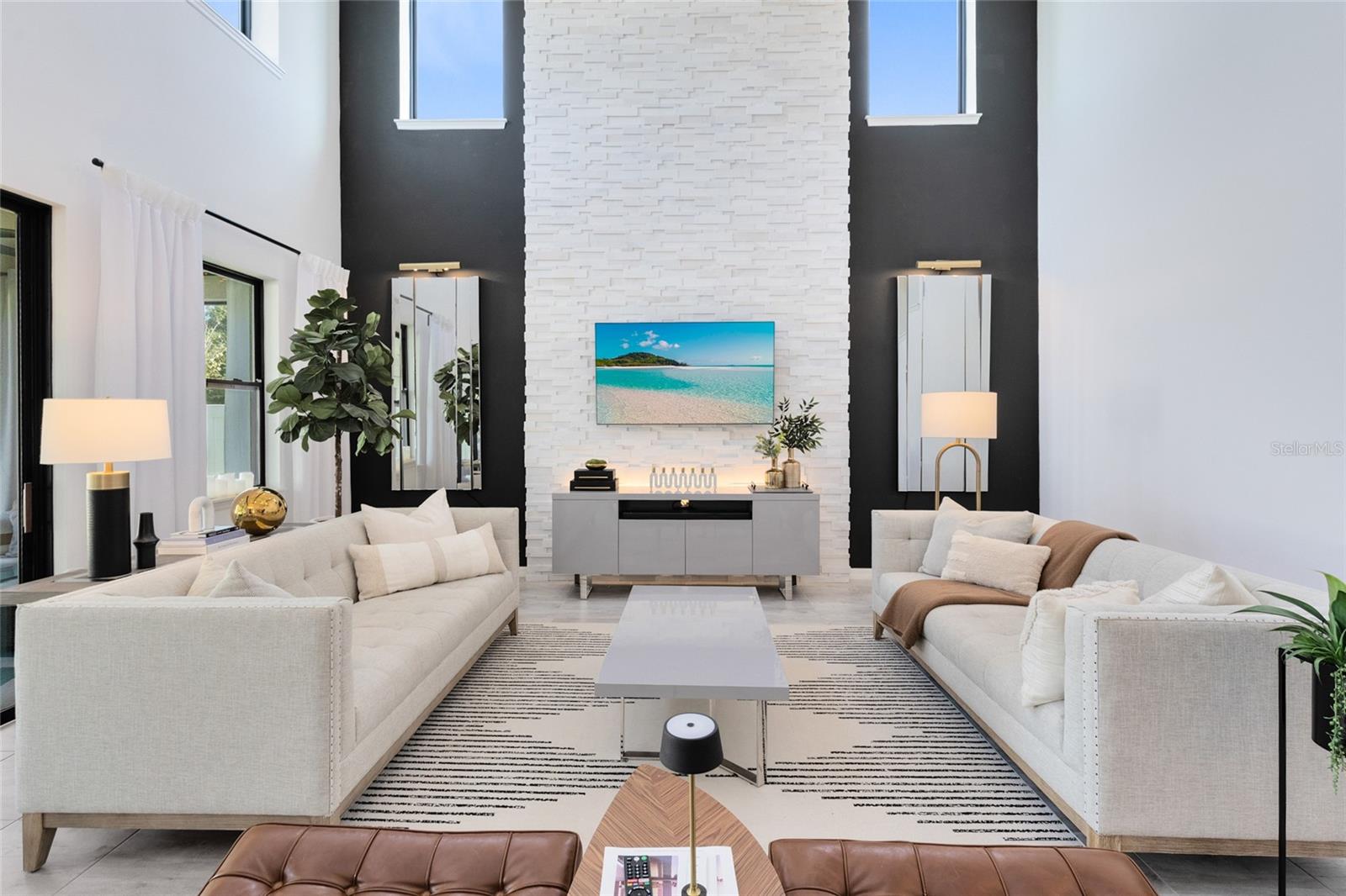 Image 3 of 46 For 15261 Honeybell Drive