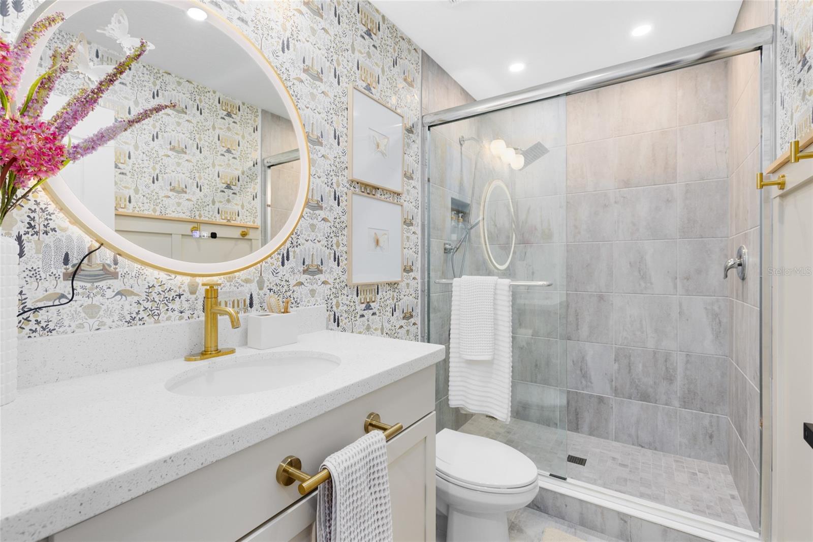 Image 33 of 46 For 15261 Honeybell Drive