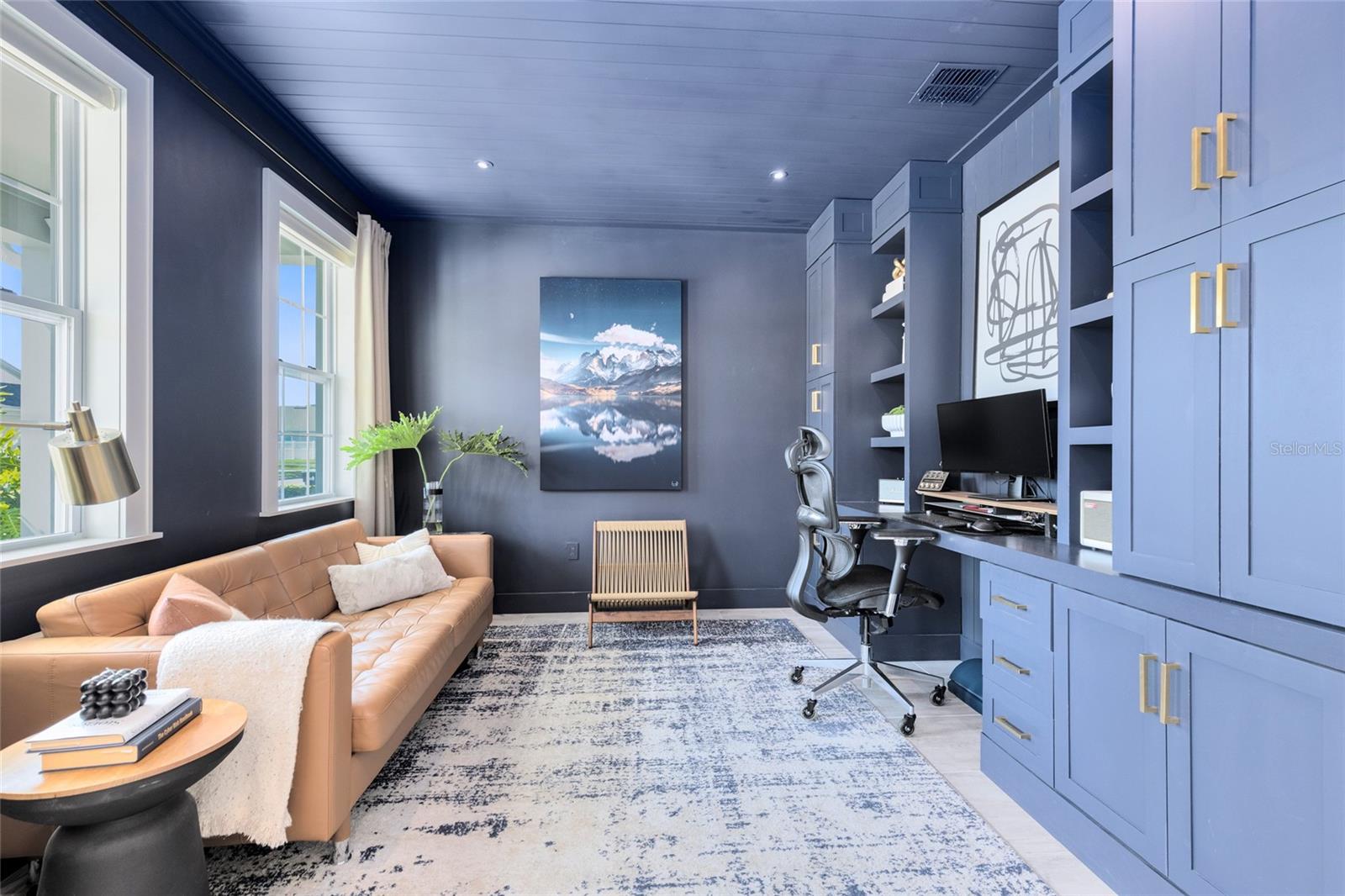 Image 7 of 46 For 15261 Honeybell Drive