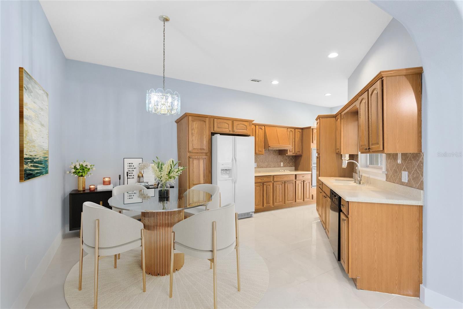 Listing photo id 11 for 13950 Smokerise Court