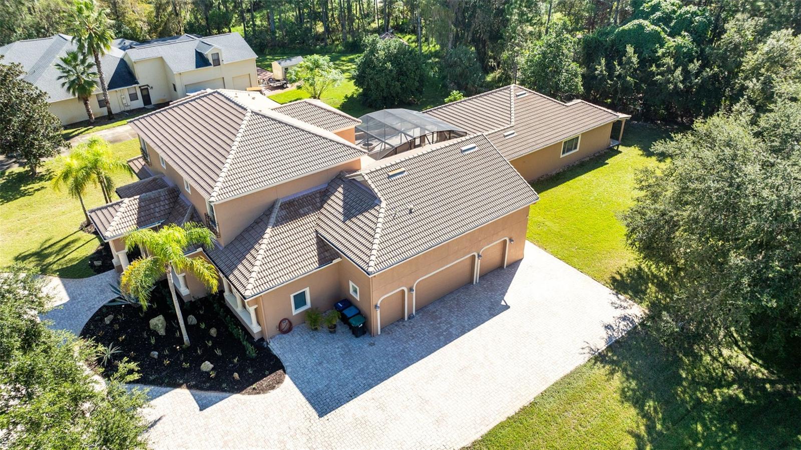 Listing photo id 29 for 13950 Smokerise Court