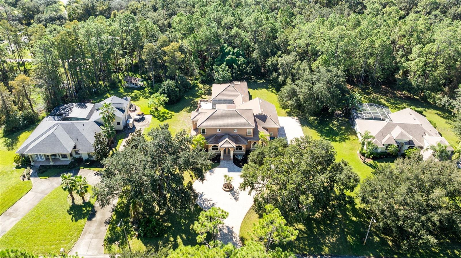 Listing photo id 30 for 13950 Smokerise Court