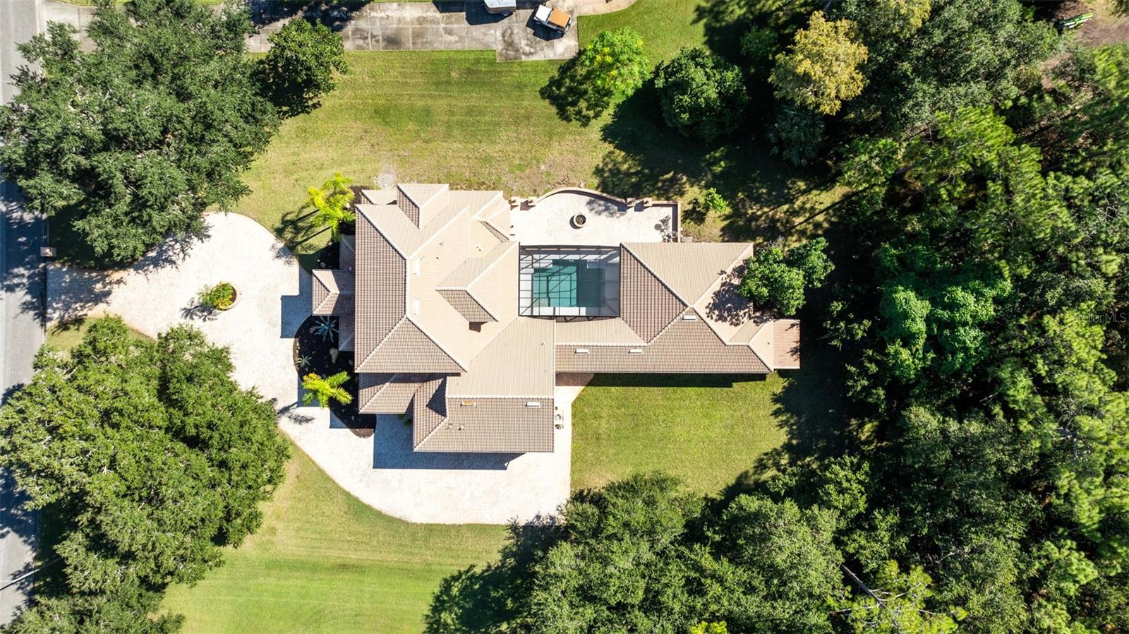 Listing photo id 31 for 13950 Smokerise Court