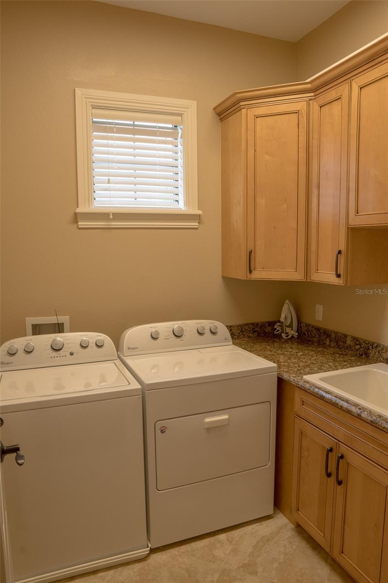 Image 13 of 32 For 1028 Castle Pines Court