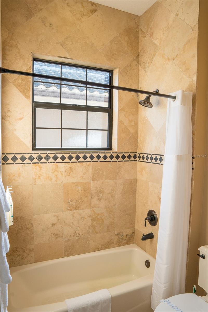 Image 21 of 32 For 1028 Castle Pines Court