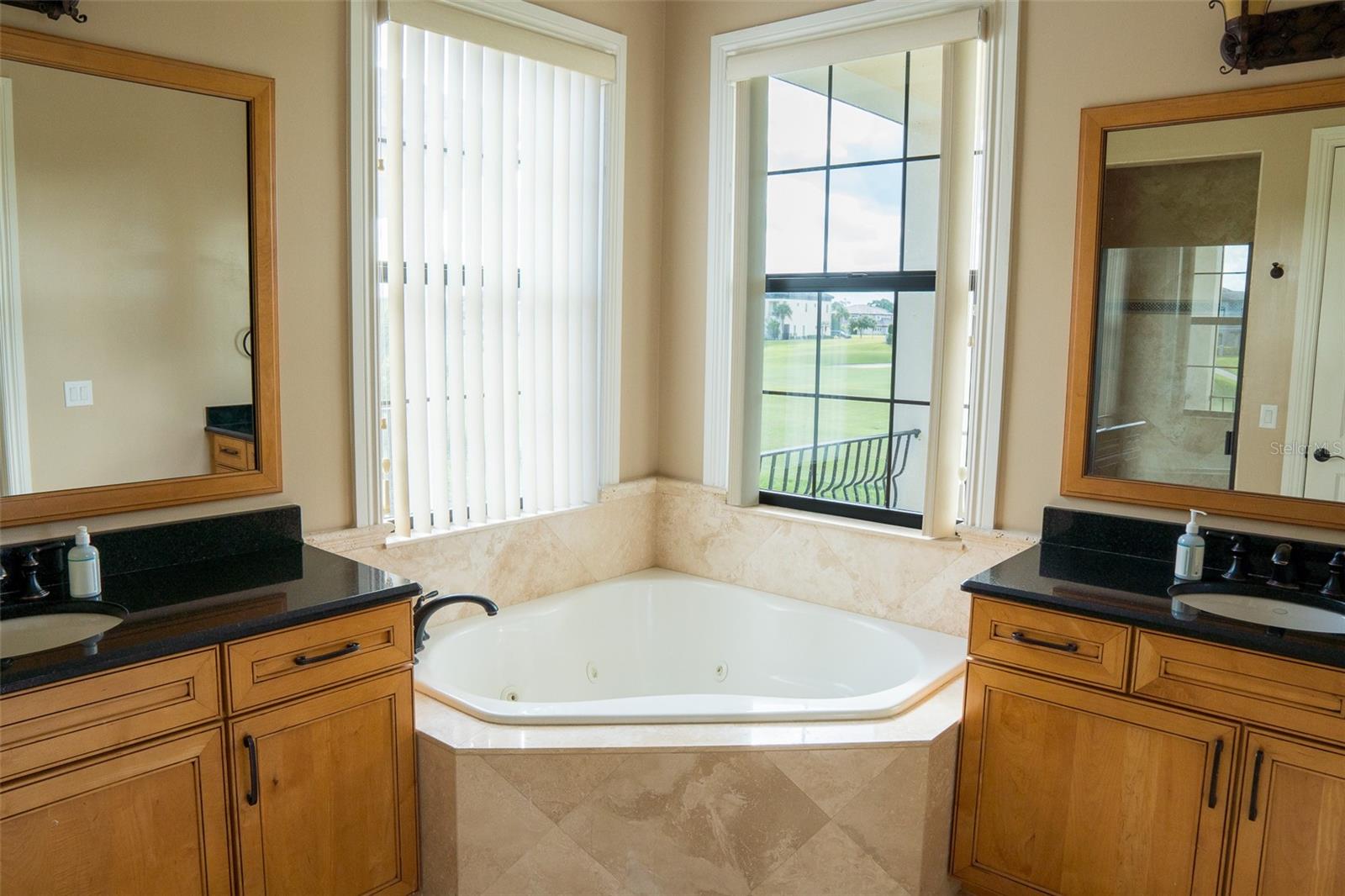 Image 26 of 32 For 1028 Castle Pines Court