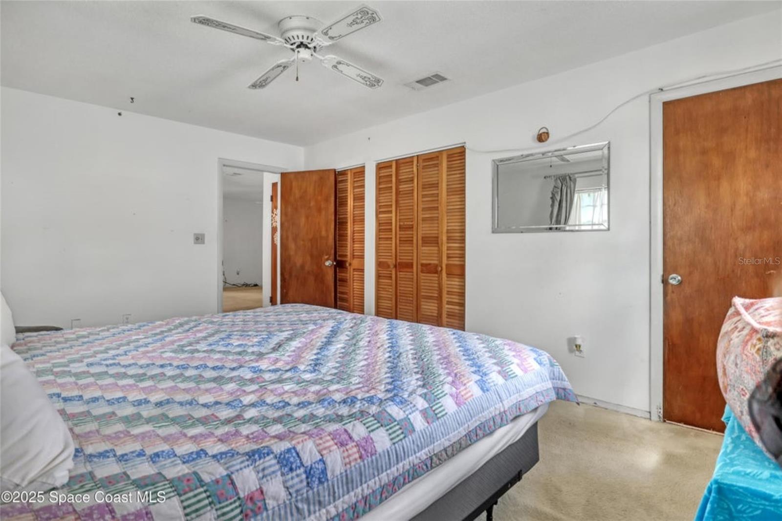 Image 16 of 21 For 4310 Elliot Avenue