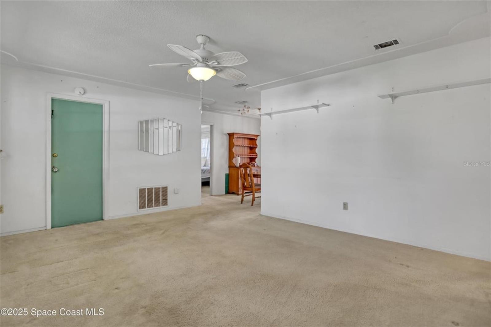 Image 8 of 21 For 4310 Elliot Avenue