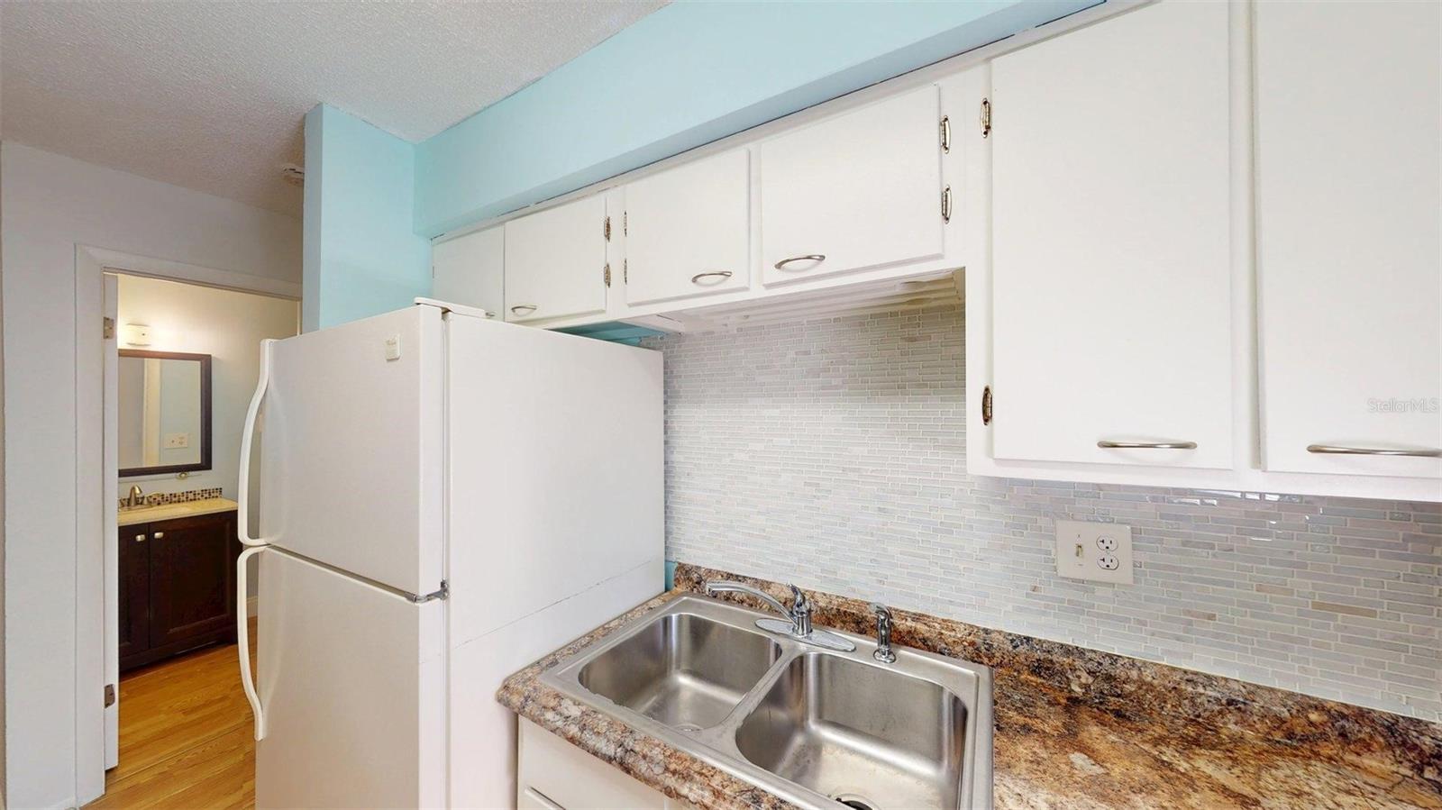 Image 6 of 23 For 136 Springwood Circle D