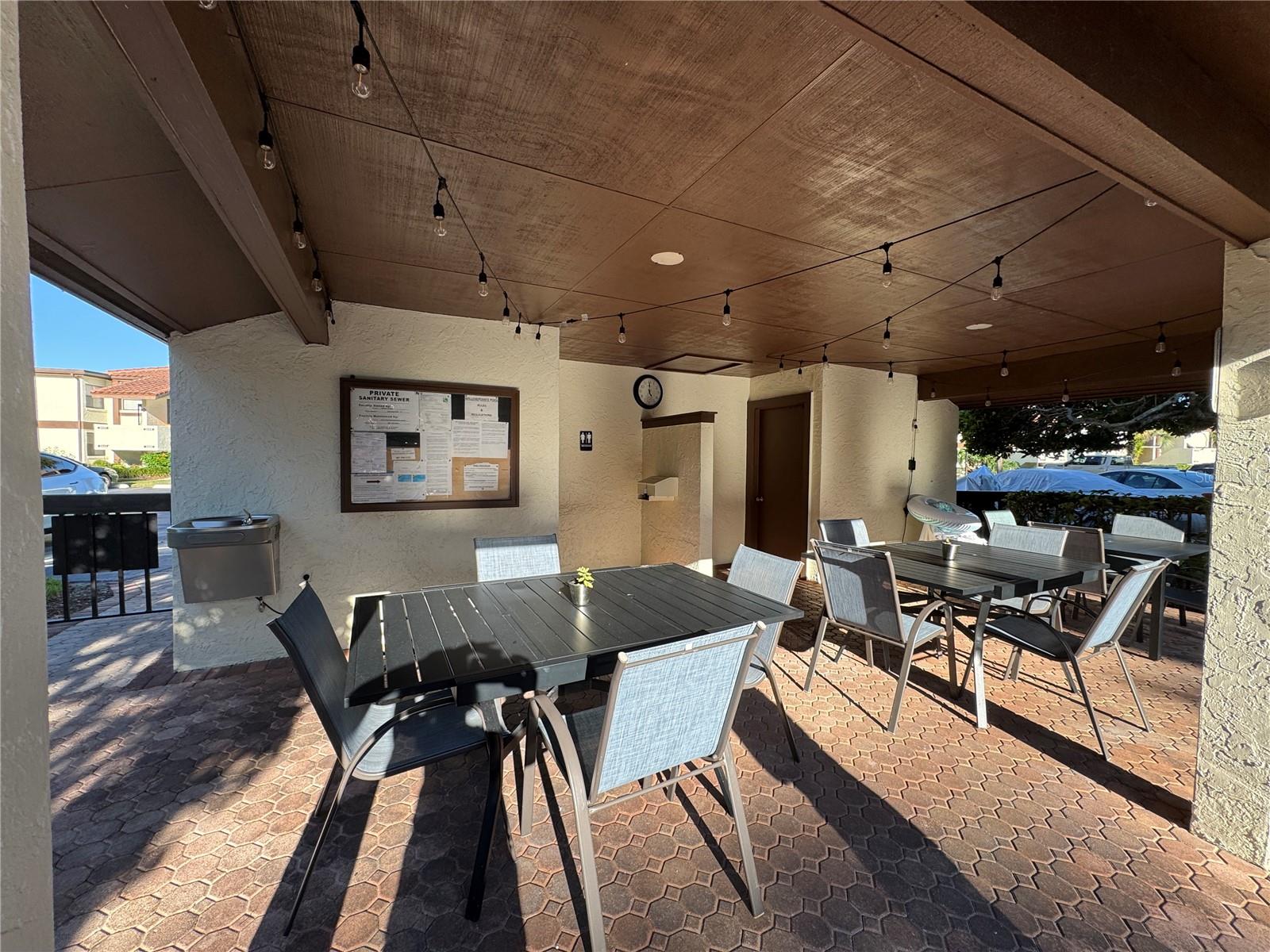 Image 29 of 30 For 6062 Willowpionte Circle 203