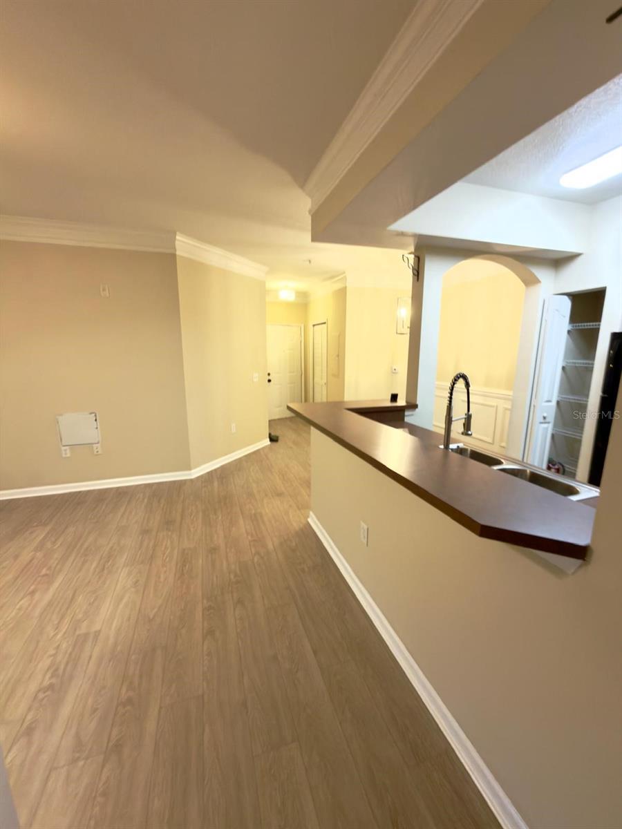 Image 10 of 27 For 12861 Madison Pointe Circle 107