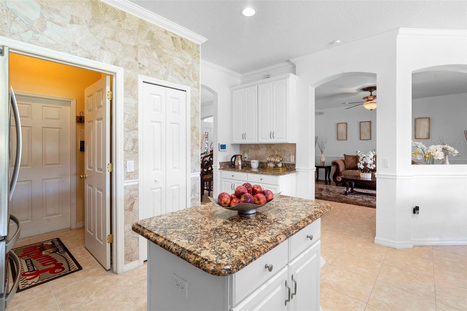 Image 14 of 69 For 4119 Navigator Way