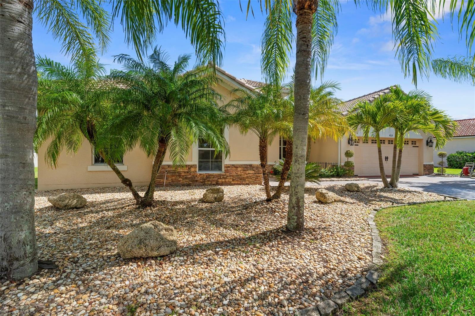 Image 4 of 69 For 4119 Navigator Way