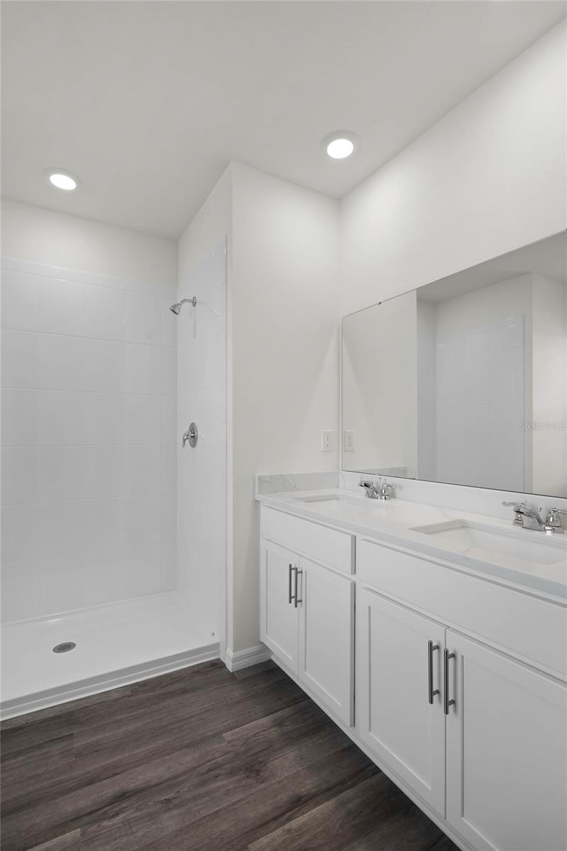 Image 18 of 37 For 1684 Hummingbird Road