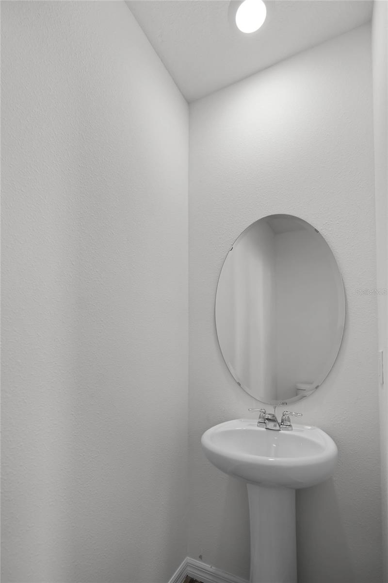 Image 36 of 37 For 1684 Hummingbird Road