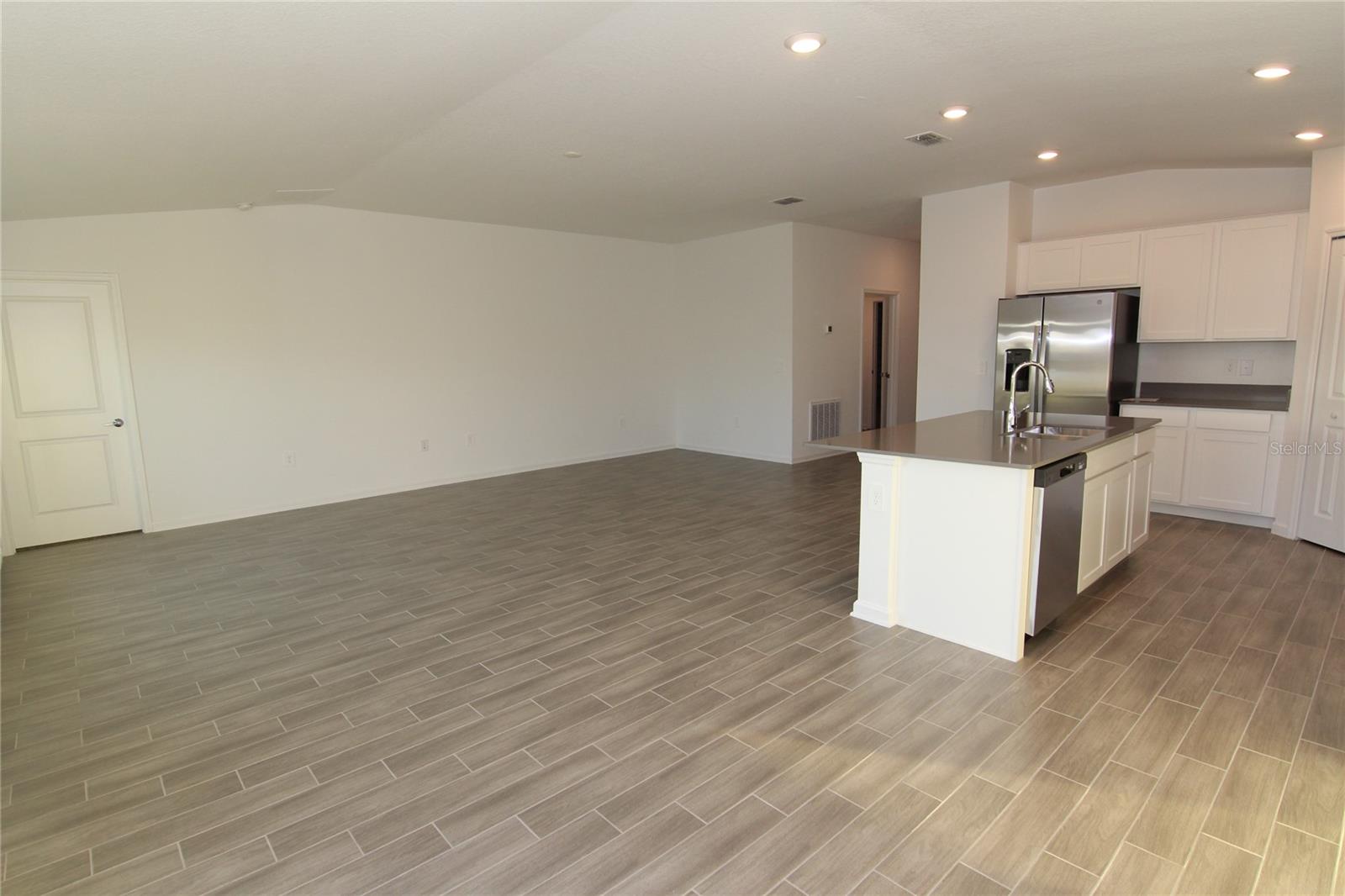 Image 6 of 27 For 5380 Preserve Boulevard