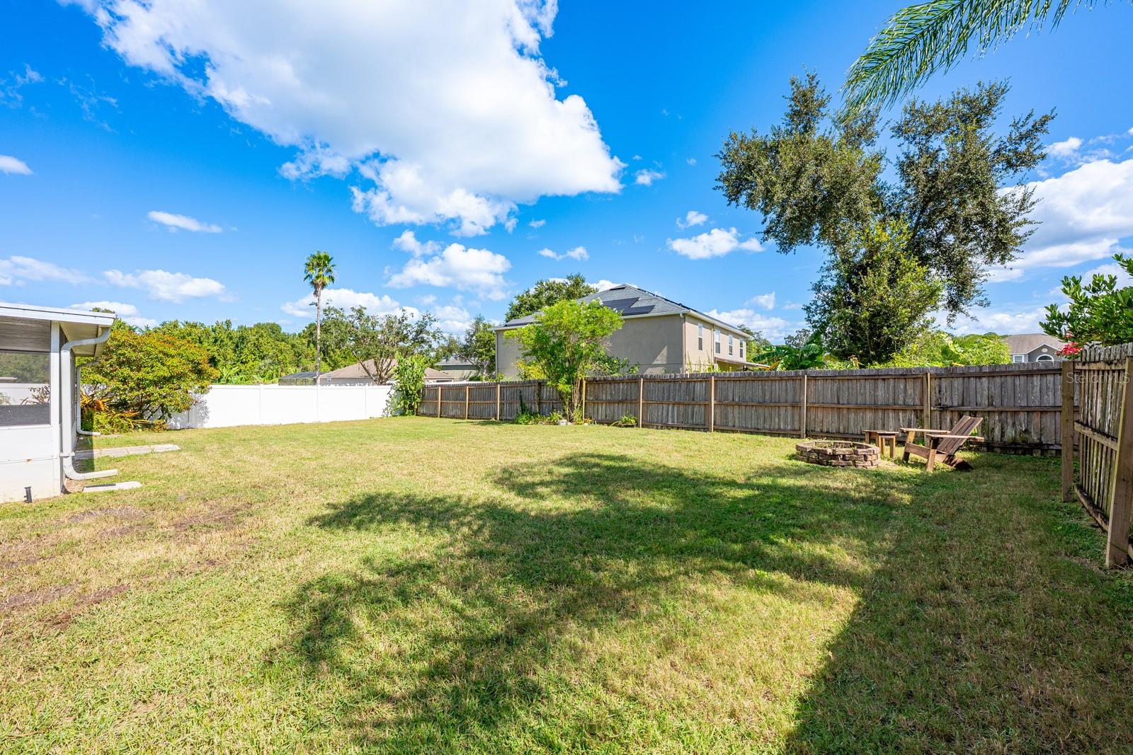 Image 22 of 40 For 541 Yellow Tail Place