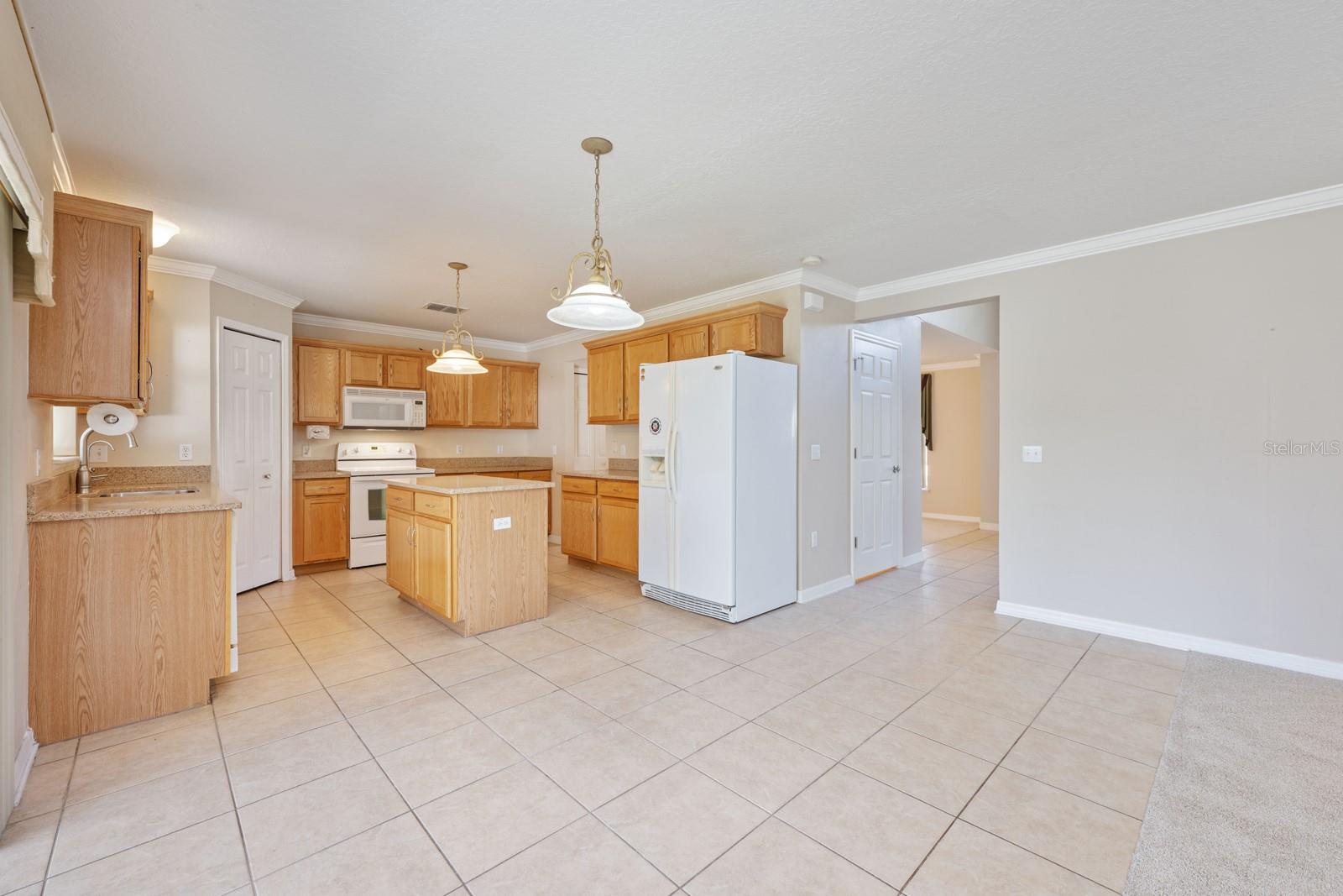 Image 33 of 40 For 541 Yellow Tail Place