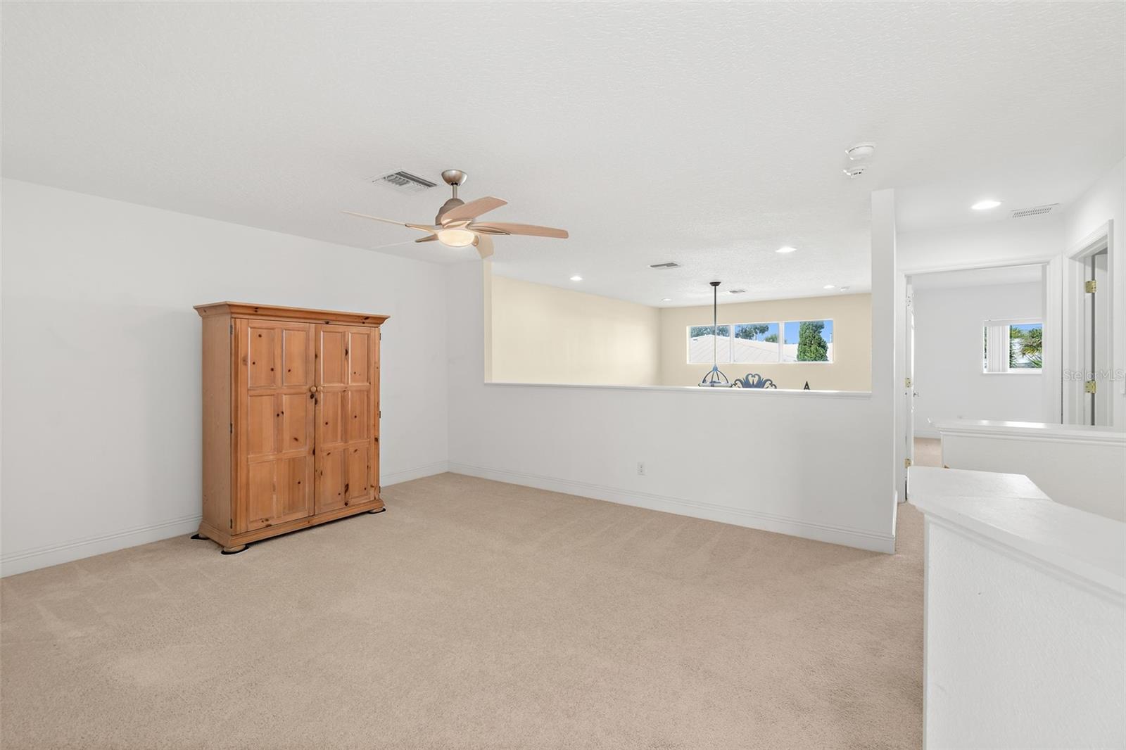 Image 30 of 46 For 104 Joe Place 14