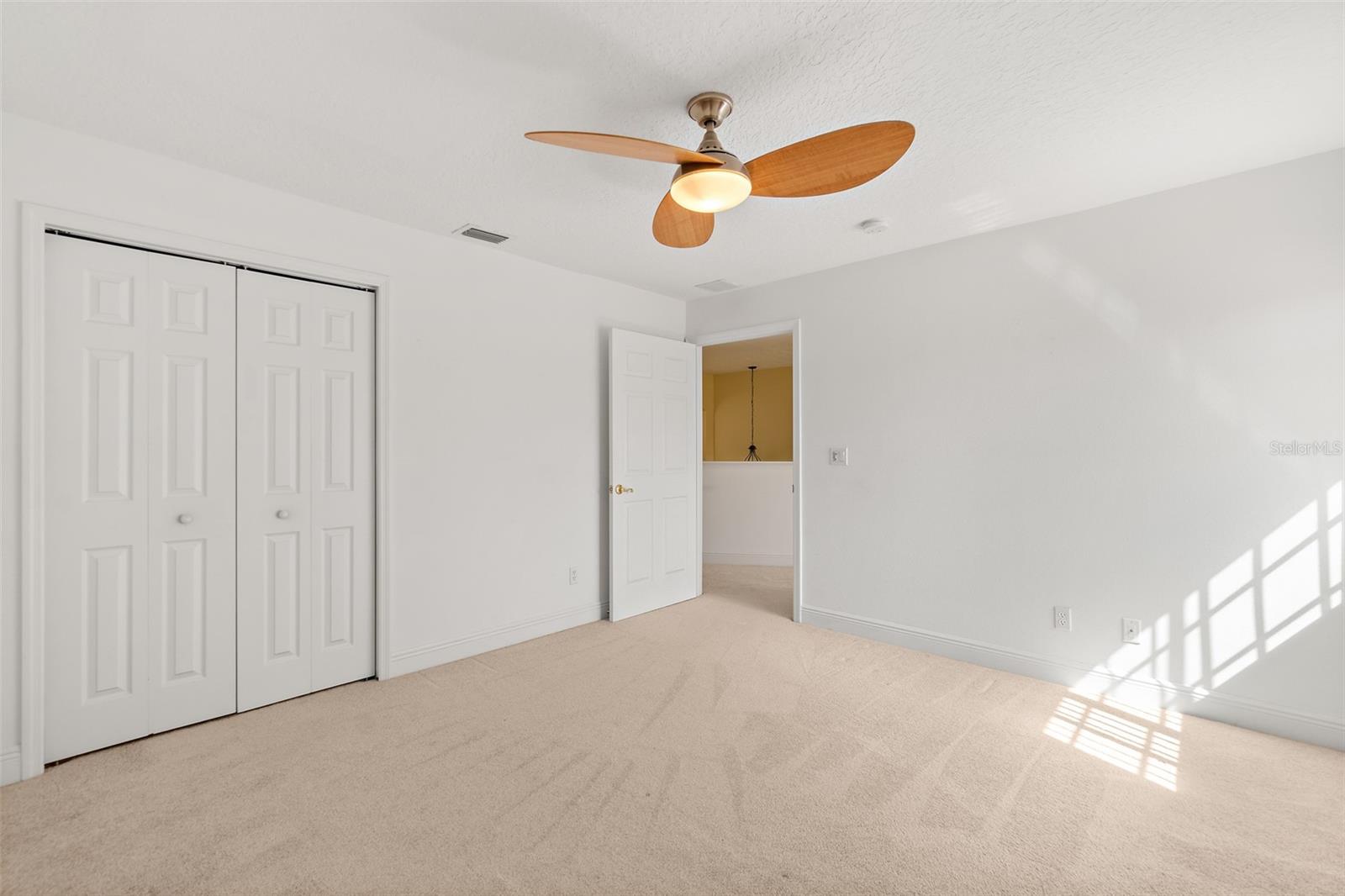 Image 32 of 46 For 104 Joe Place 14
