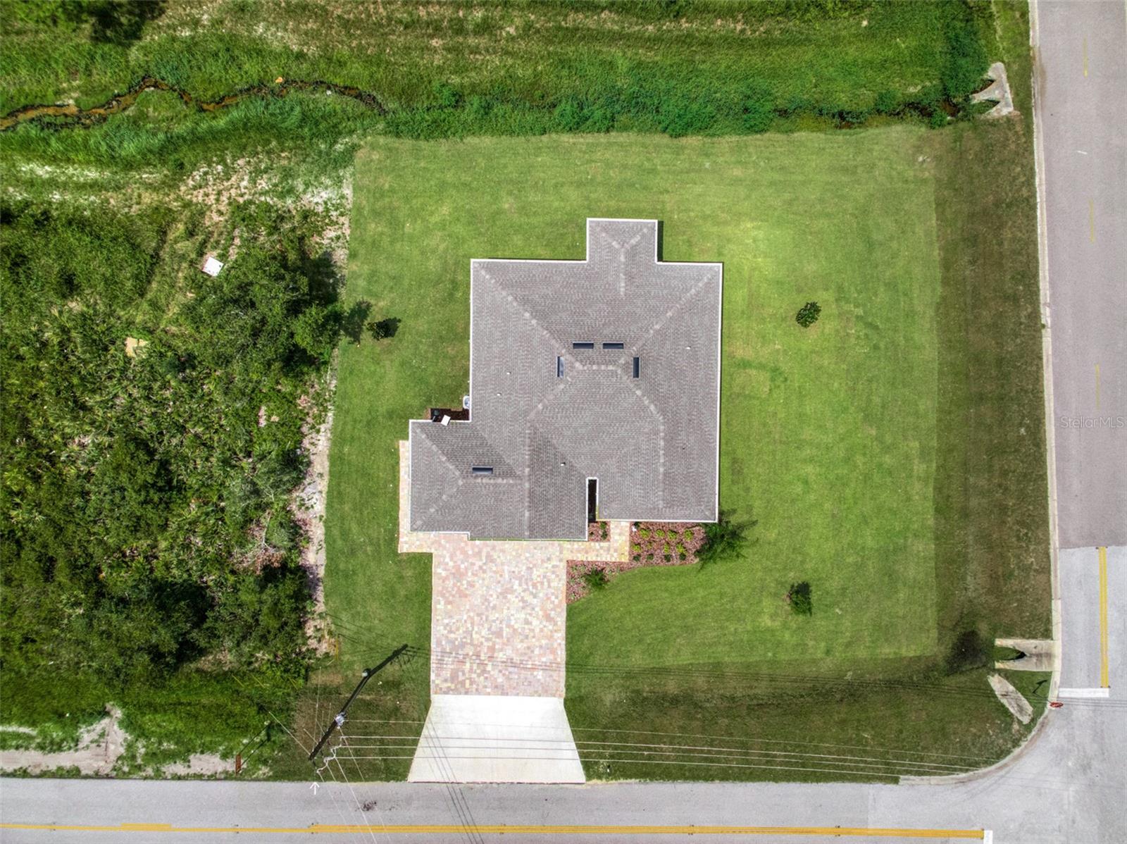 Image 4 of 74 For 7100 Sun N Lake Boulevard