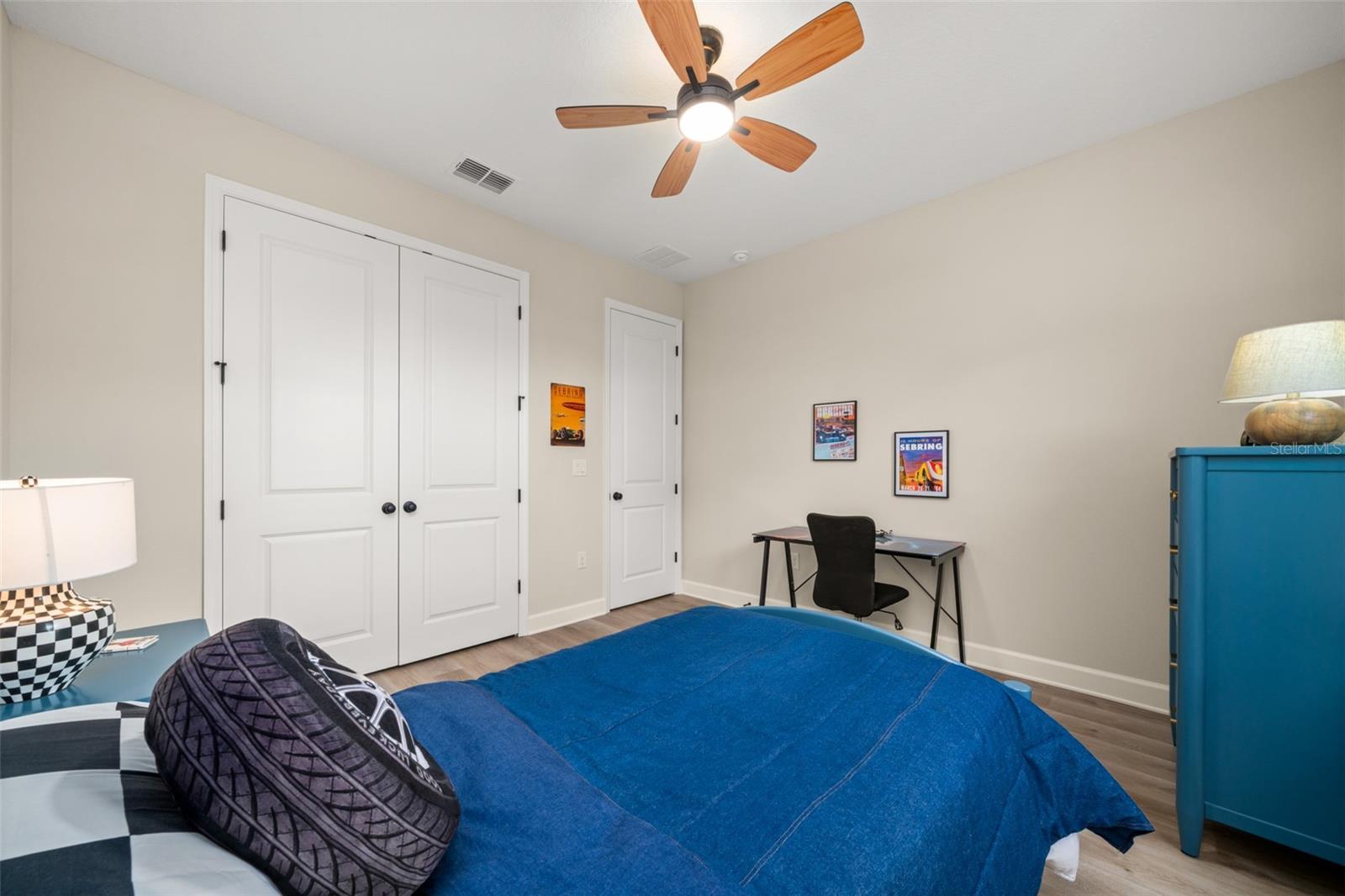 Image 43 of 74 For 7100 Sun N Lake Boulevard