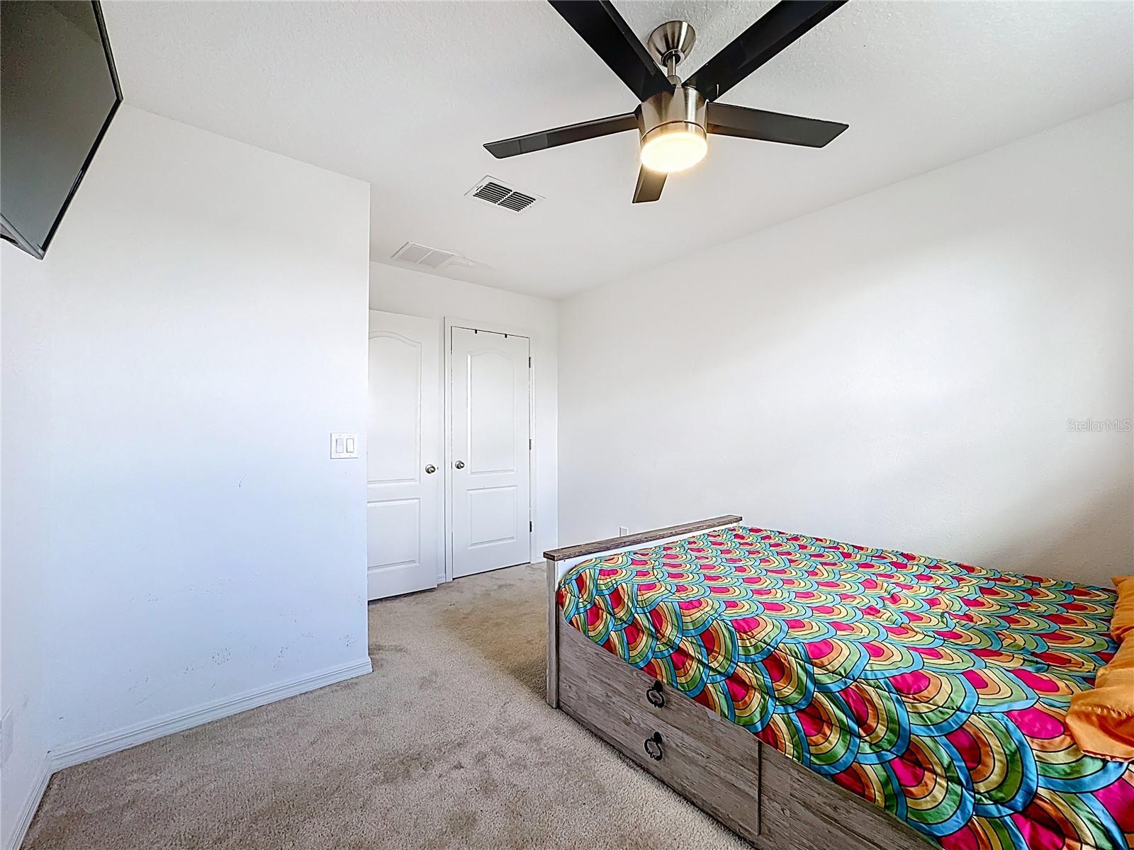 Image 22 of 47 For 721 Benoi Dr